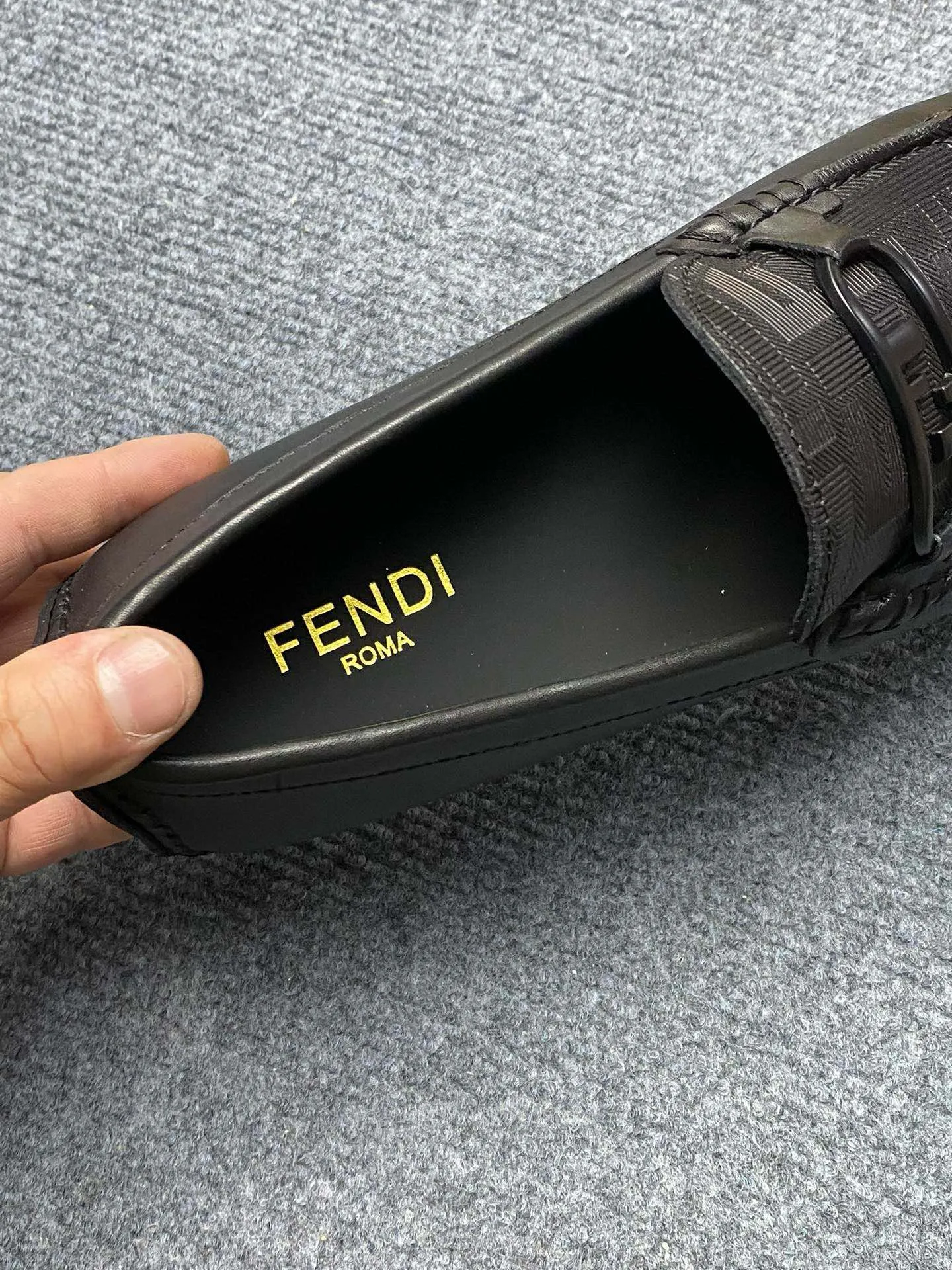 Men's Men's Shoes Men's Men's Shoes 💰700FENDI Fendi Men's Shoes are breathable and comfortable. Original development. Counters copy one to one. Imported cowhide. Niuri. 38 to 44. (can be ordered at 45.46. No returns or exchanges)